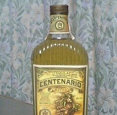JOSE CUERVO CENTENARIO