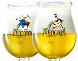 魔性のビールとコレクターズグラス