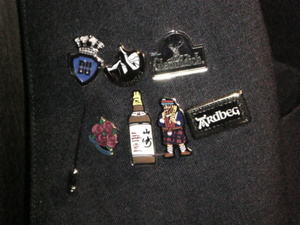 ローリー卿のピンバッチ