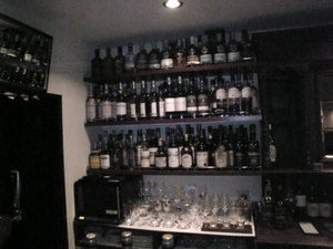 ジムマッキュワンバー・ウイスキーアイランド