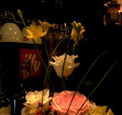 華がないので花を置いてます