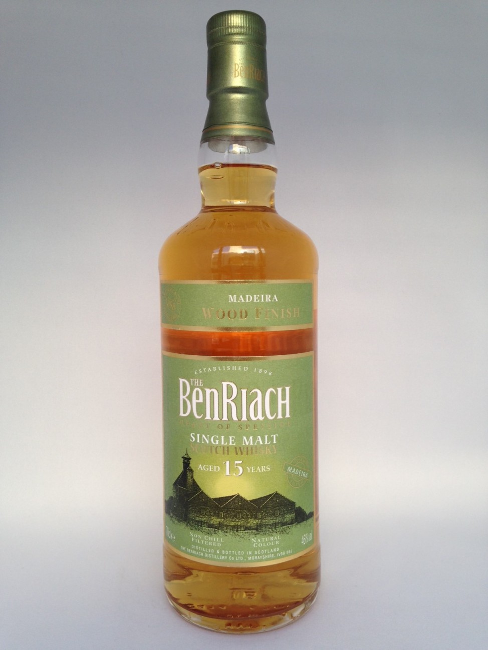 ☆ベンリアック / 15y マデイラカスク☆ラベルの色、きみどりを感じる