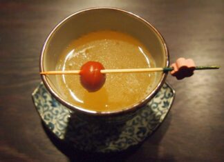 今宵の一杯「ジャパネスク」 大阪市北区「BAR ~IST」髙村光有さん