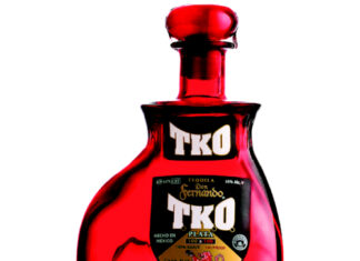 ボクシンググローブ型ボトルのテキーラ!「ドン・フェルナンド・テキーラ TKO」再入荷のご案内