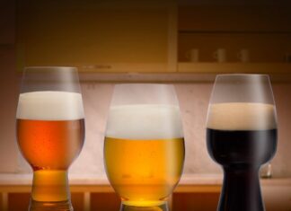 \専用グラスでクラフトビールをもっとおいしく!/