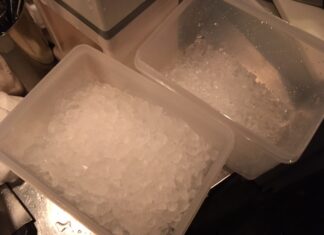 閉店後の猫マスター