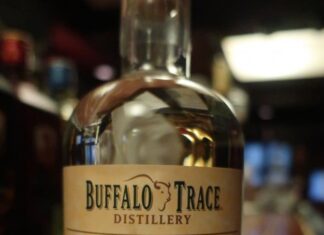 バッファロートレースよりホワイトドッグ