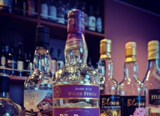 店は夜更け過ぎに廃墟に変わるだろう