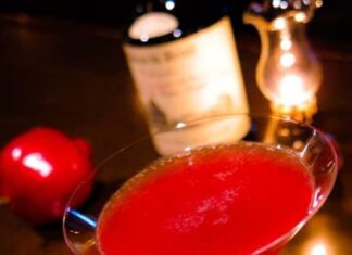 カリフォルニア産ザクロのカクテル