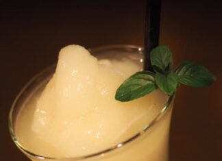 山形県産 ラ・フランスのカクテル