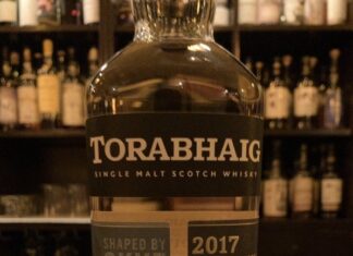 スカイ島第二の蒸溜所~猫バーの新入荷ボトル~